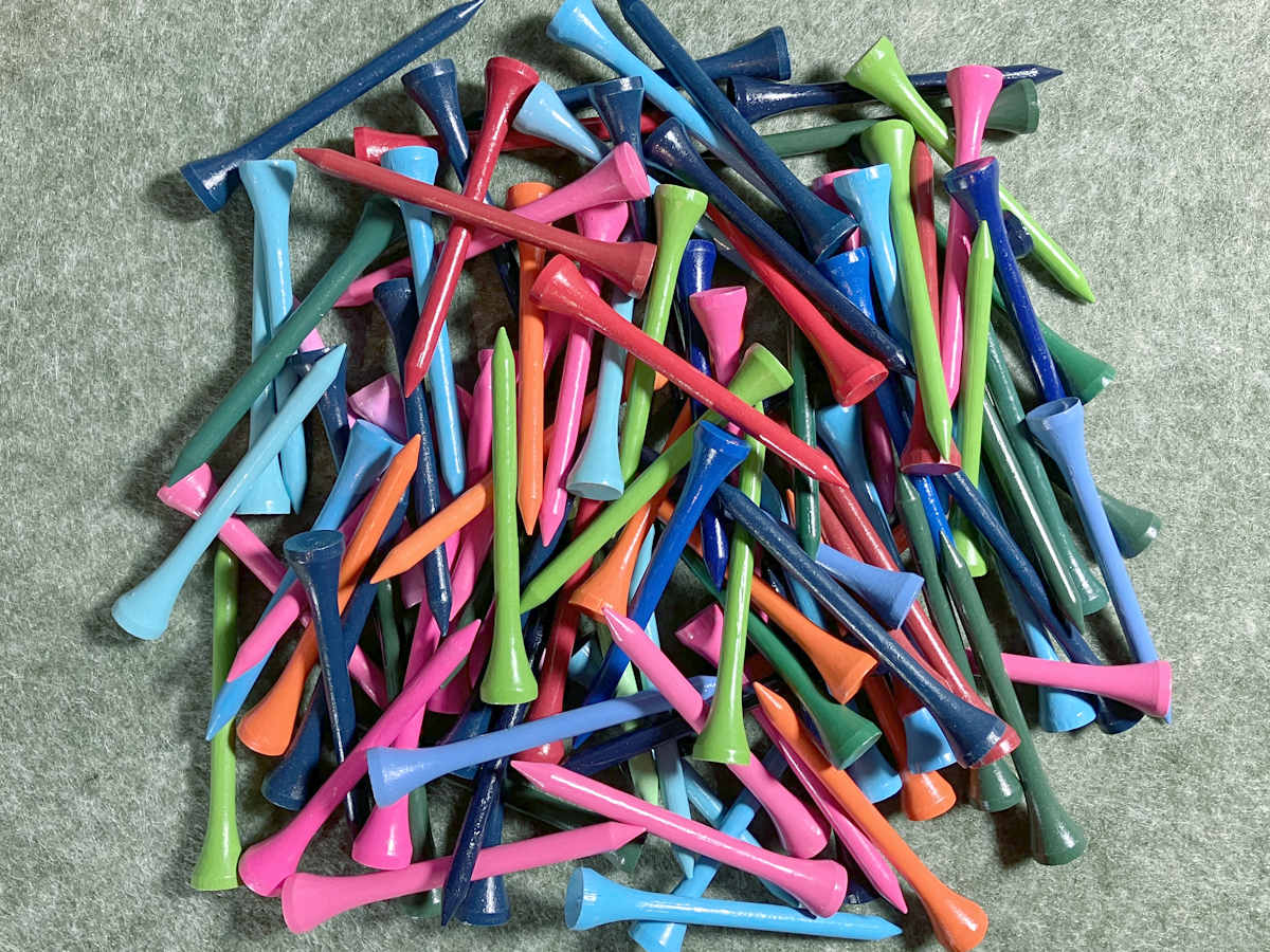 bunte Golf Tees aus Bambus 70 mm - 7,0 cm