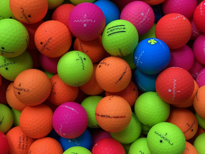 Maxfli SoftFli Matt Bunt Lakeballs - gebrauchte SoftFli Matt Bunt Golfbälle AAA/AAAA-Qualität