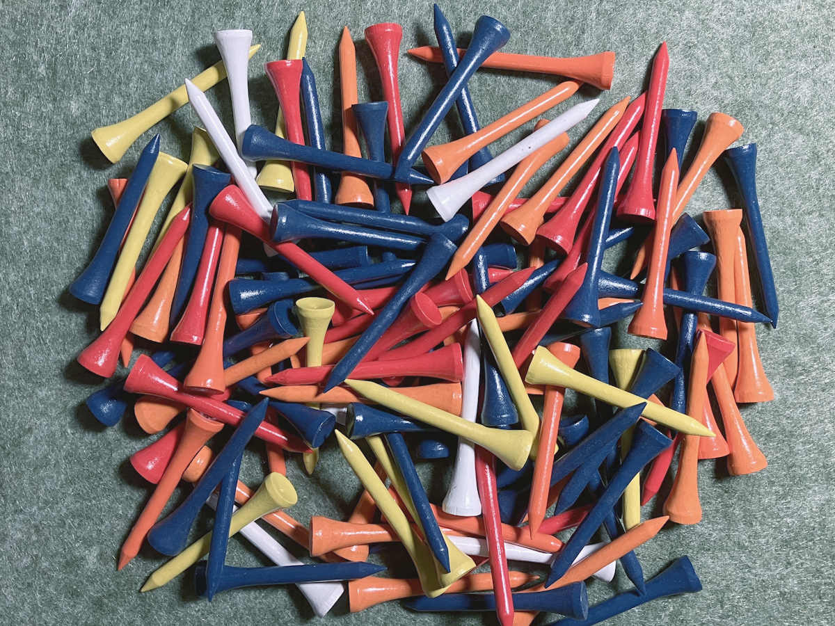 bunte Golf Tees aus Bambus 54 mm - 5,4 cm